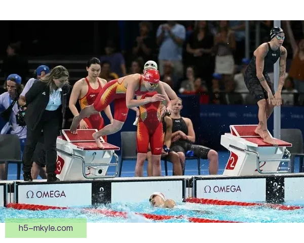 我国泳队女子4X100米自由泳接力赛夺金 我国东运第1000枚金牌